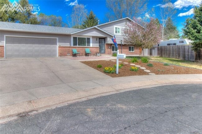 4784 Shadowglen Dr in Colorado Springs, CO - Building Photo - Building Photo