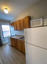 12 Sewall Ave, Unit 312 in Brookline, MA - Building Photo - Building Photo