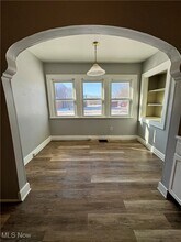 16 N Richview Ave in Youngstown, OH - Foto de edificio - Building Photo