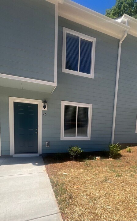 2004 Stoney Point Ln in Charlotte, NC - Building Photo