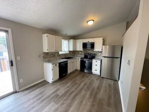 4563 S Argonne St in Aurora, CO - Building Photo - Building Photo
