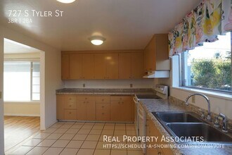 727 S Tyler St in Tacoma, WA - Building Photo - Building Photo