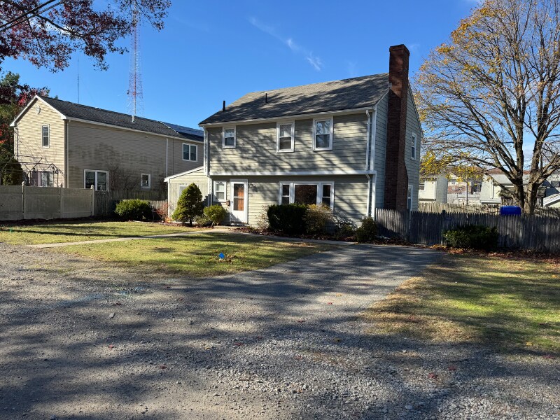 21 High St in Newton, MA - Building Photo