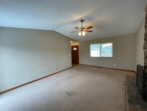 5260 Leppek Ct in Eureka, CA - Building Photo - Building Photo