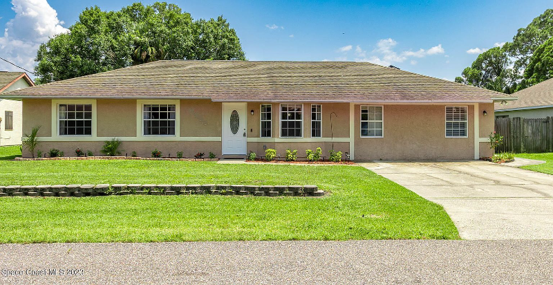 5655 Datura St in Cocoa, FL - Building Photo