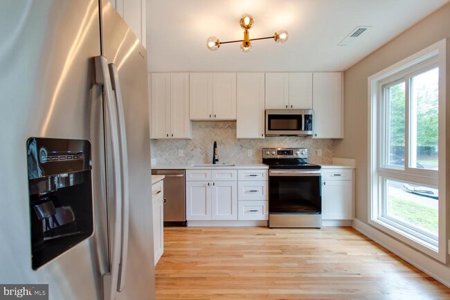 7334 Beulah St in Alexandria, VA - Building Photo - Building Photo