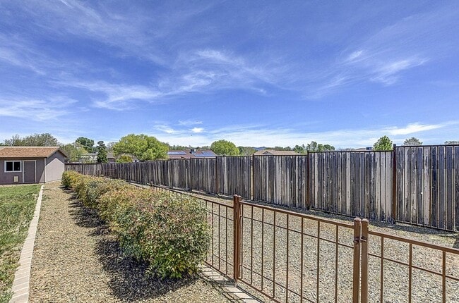 6141 N Little Papoose Dr in Prescott Valley, AZ - Building Photo - Building Photo
