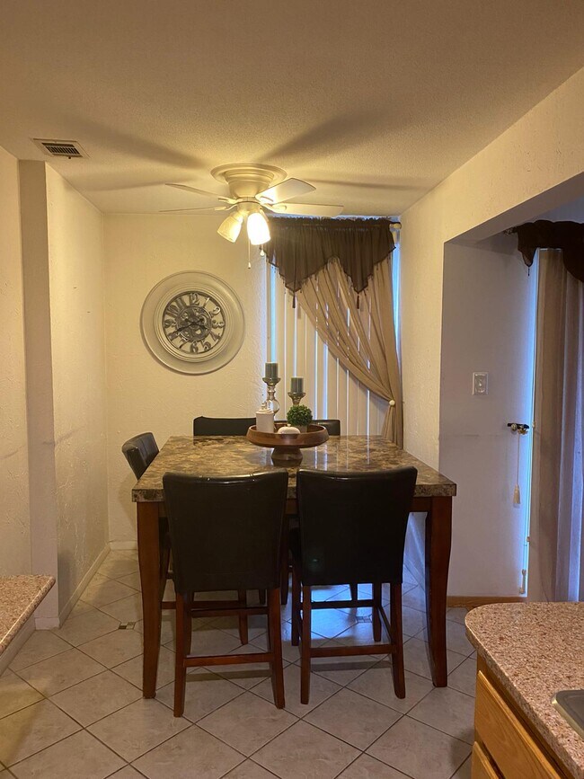 24A Shrewsbury Green Dr Rentals in Shrewsbury, MA