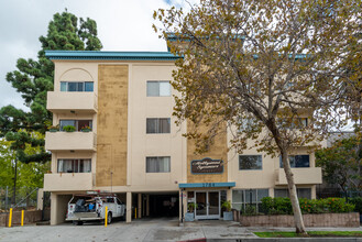 Hollywood Sycamore Towers in Los Angeles, CA - Foto de edificio - Building Photo