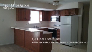 1907 Mirtle Grove Ct in Columbia, MO - Building Photo - Building Photo