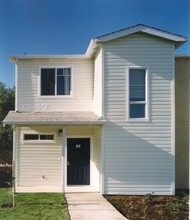 Mutual Housing at Sky Park in Sacramento, CA - Building Photo - Building Photo