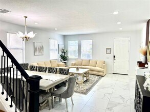 1632 Pine Ridge Dr in Davenport, FL - Foto de edificio - Building Photo