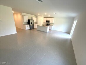 11961 Savanna Lks Blvd in Lehigh Acres, FL - Building Photo - Building Photo
