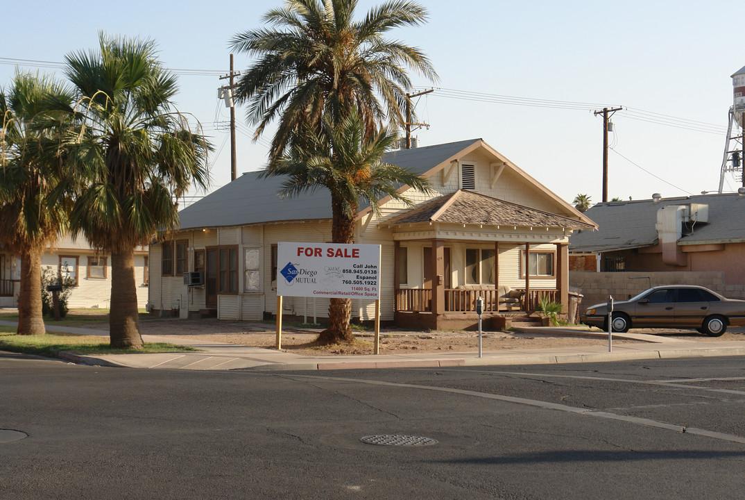 426 E 2nd St in Calexico, CA - Building Photo