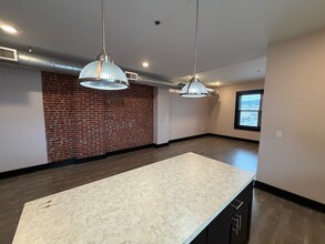 305 Penn Ave in Scranton, PA - Building Photo - Building Photo