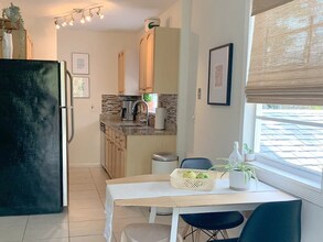713 Penn St in West Palm Beach, FL - Building Photo - Building Photo