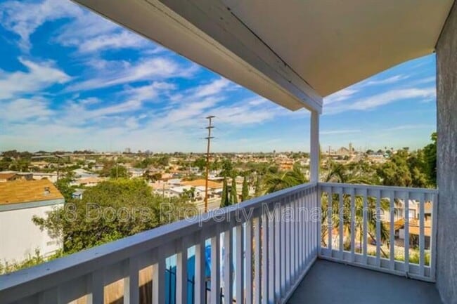 3811-3817 Gamma St in San Diego, CA - Building Photo - Building Photo