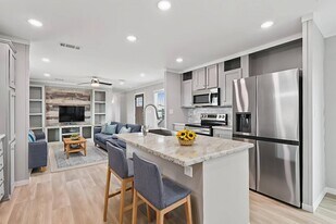 1030 Monarch Dr in Cleburne, TX - Building Photo