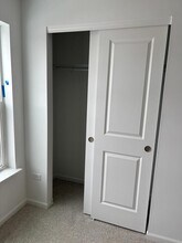 450 Hathaway Ln in Oswego, IL - Building Photo - Building Photo