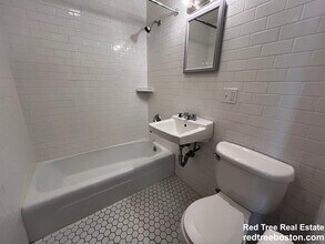 172 N Beacon St in Boston, MA - Building Photo - Building Photo