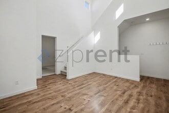 450 Crate Ave in Sacramento, CA - Building Photo - Building Photo