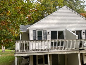 18 Plaza Village Rd, Unit C in Plymouth, NH - Building Photo - Building Photo