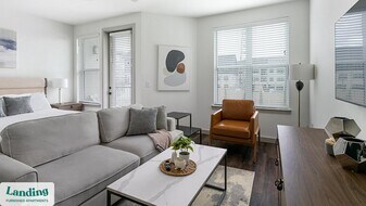 91 Jensen Dr in Houston, TX - Building Photo