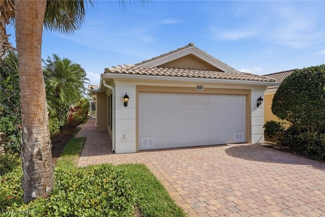 7647 Novara Ct in Naples, FL - Building Photo - Building Photo