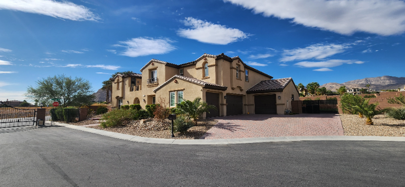 9690 W Verde Way in Las Vegas, NV - Building Photo