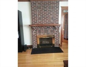 114 Lake St in Arlington, MA - Building Photo - Building Photo