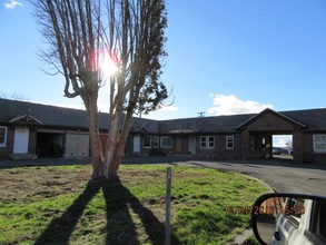 2236 3rd St in Malin, OR - Building Photo - Building Photo