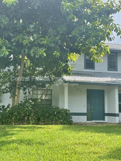 12114 Graduate Dr in Orlando, FL - Building Photo