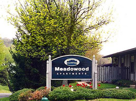 Meadowood Apartments in Wellsville, OH - Building Photo