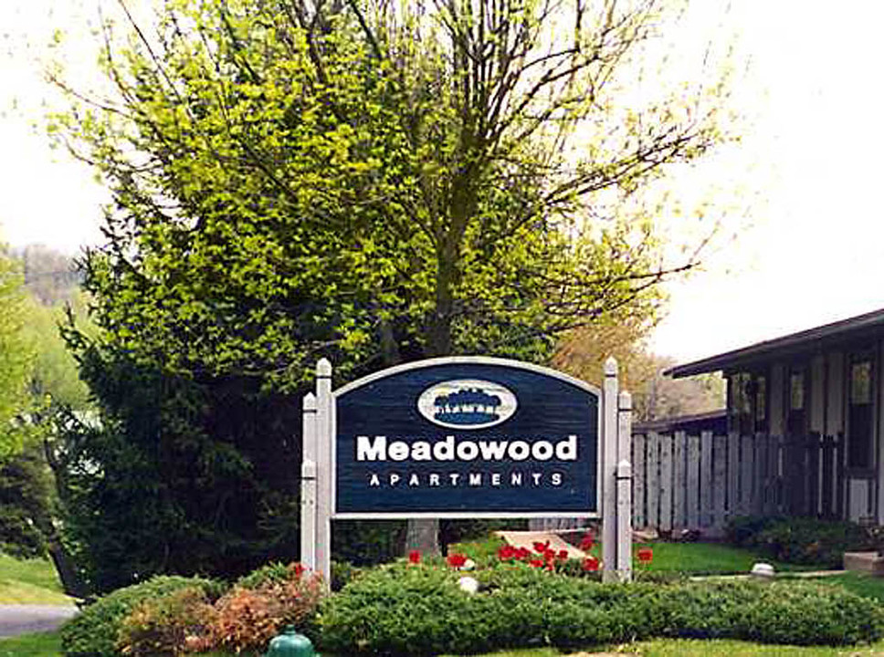 Meadowood Apartments in Wellsville, OH - Foto de edificio