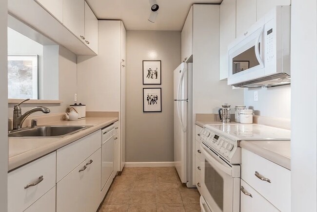 300 3rd St in San Francisco, CA - Building Photo - Building Photo