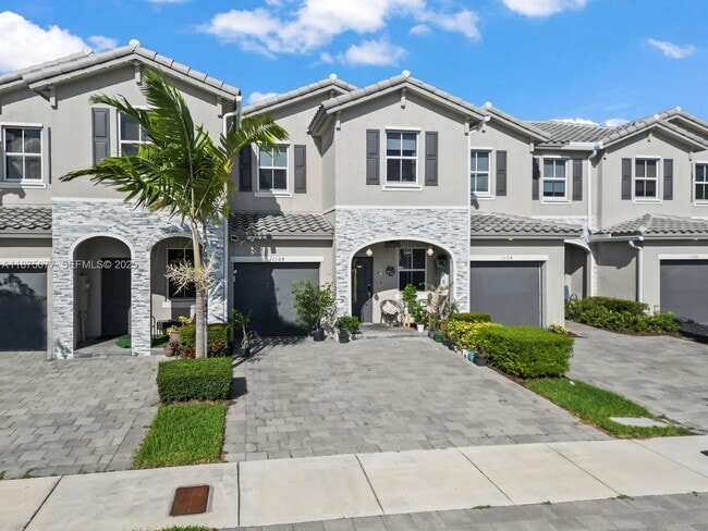 1108 SE 26th Ter in Homestead, FL - Building Photo - Building Photo