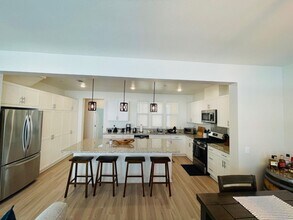 5380 Calle Rockfish in San Diego, CA - Building Photo - Building Photo