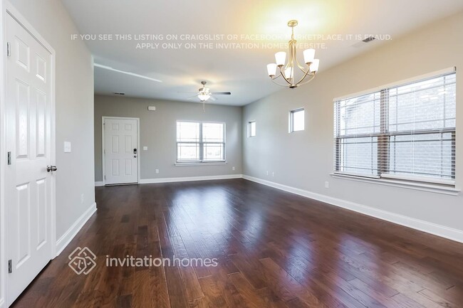 1184 Westgate Dr in Gallatin, TN - Building Photo - Building Photo