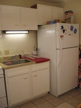 422 Aylesford Pl in Lexington, KY - Building Photo - Building Photo