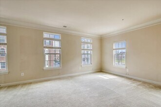 3602 Spring Hollow Ln in Frederick, MD - Building Photo - Building Photo