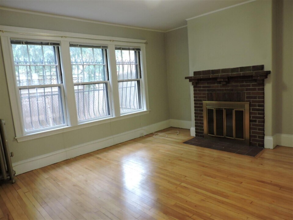 9 Story St, Unit 3 in Cambridge, MA - Foto de edificio