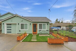 5003 NE Mason St in Portland, OR - Building Photo