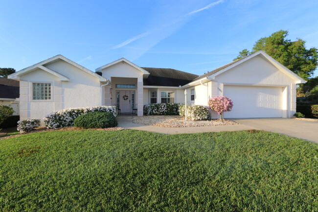 11025 SE 174th Loop in Summerfield, FL - Building Photo - Building Photo