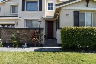 870 Alabaster Ct in Atwater, CA - Building Photo - Building Photo