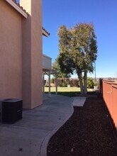 31864 Corte Montecito in Temecula, CA - Foto de edificio - Building Photo
