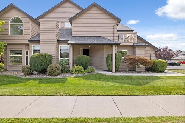 423 Columbia Point Dr in Richland, WA - Building Photo - Building Photo