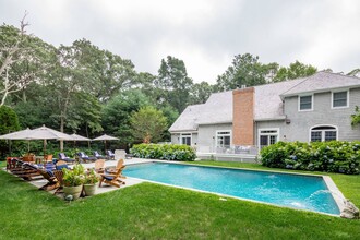 6 Old School House Ln in East Hampton, NY - Building Photo - Building Photo