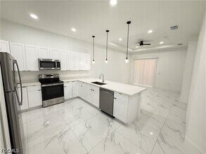 1262 Best Ave in Ft. Myers, FL - Building Photo - Building Photo