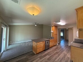 905 Pintail Dr in Suisun City, CA - Building Photo - Building Photo