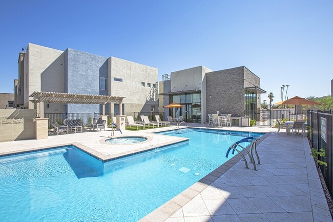Senderos At South Mountain in Phoenix, AZ - Building Photo - Building Photo